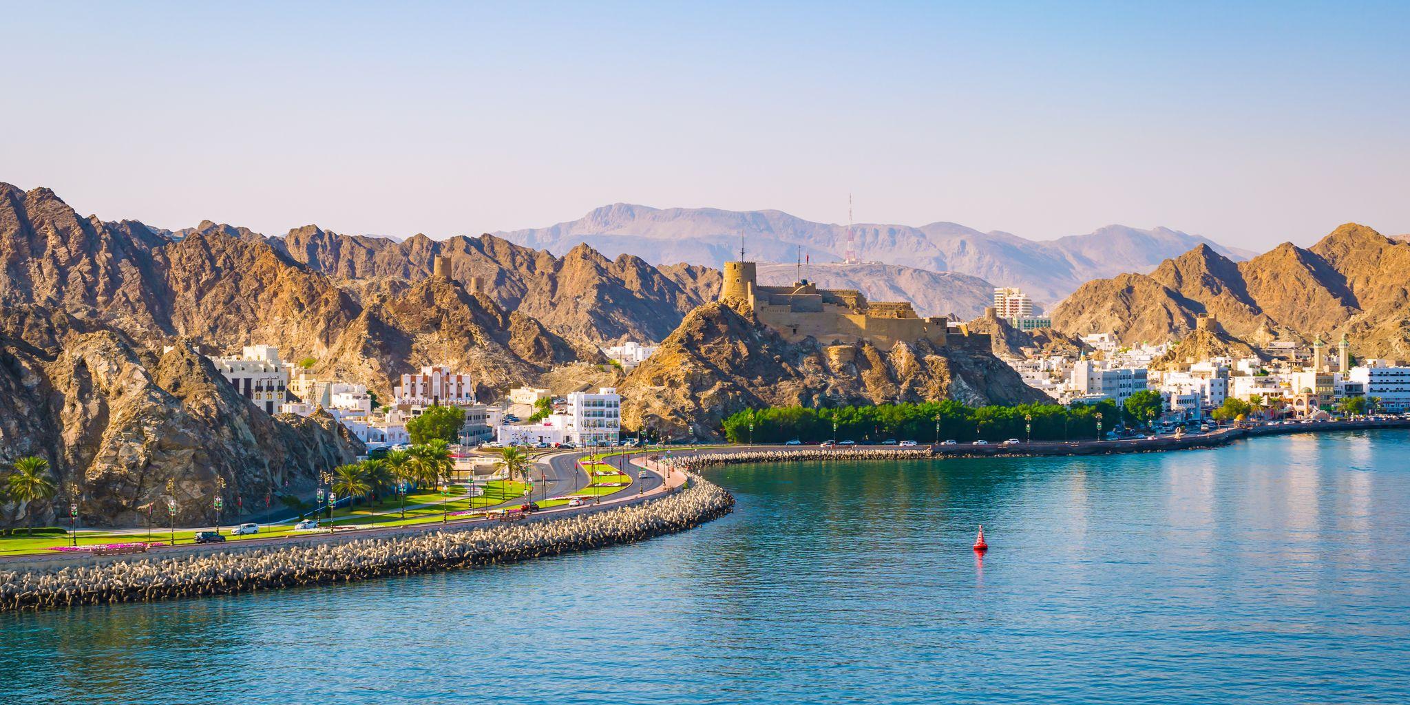 Mina Sultan Qaboos, Muscat