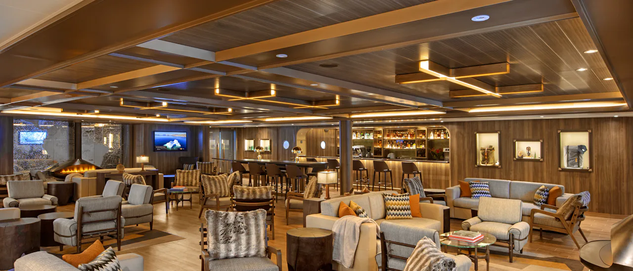 Expedition Lounge